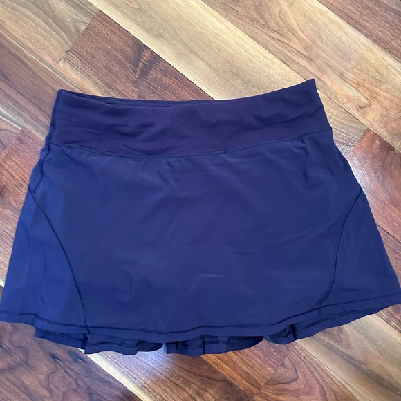 Lululemon Circuit Breaker II Aeon size 6Tall skirt - Picture 3 of 6